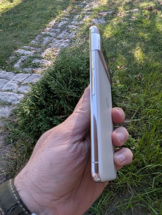 Google Pixel  8 pro 128 ГБ