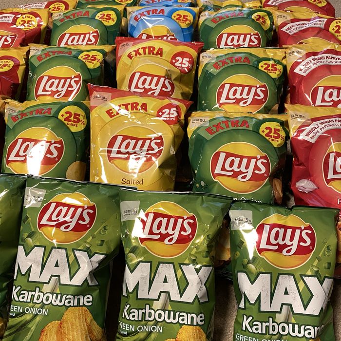24x Lay’s (mix smaków, 20x 163g zwykłe + 4x 120g MAX karbowane)
