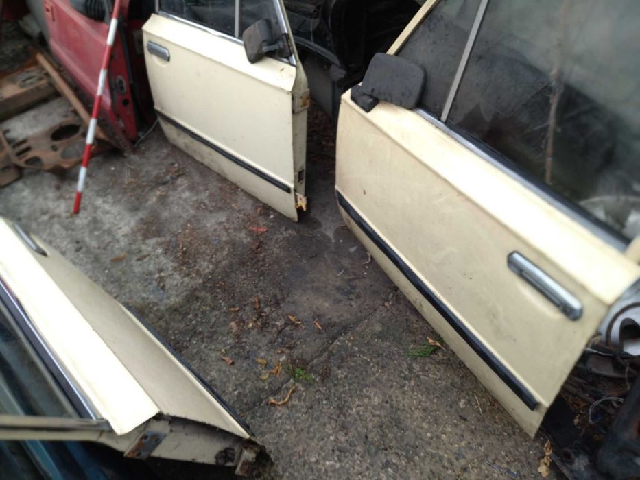 Fiat125 P   Drzwi, zderzak ,