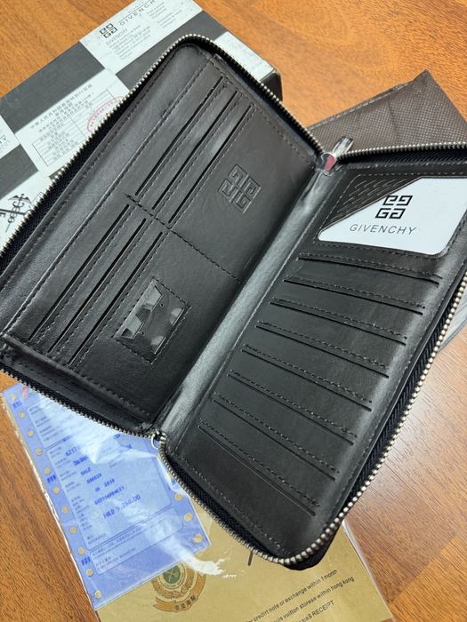 Продаю новый мужской клатч GIVENCHY