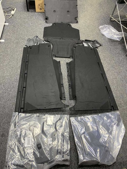 Захист дна  мотора коробки днища ку5 80а Q5 80a