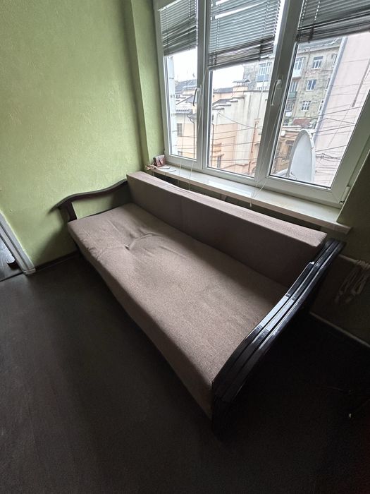 Диван ліжко  на дачу в гостьову терміново