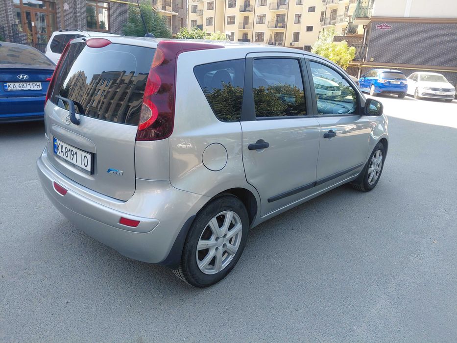 Продам Nissan Note 2012