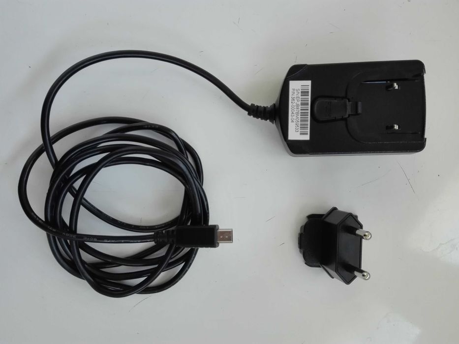 Garmin AC Charger (220 Volts) with Mini-USB Output64730009543553122