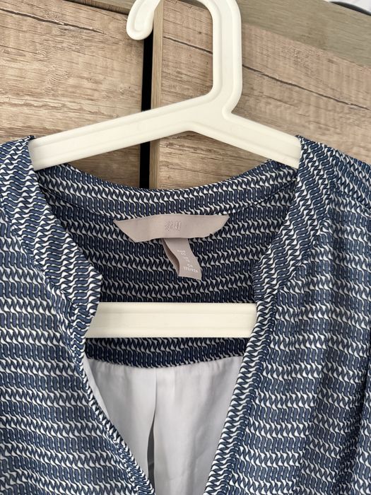 Piękna sukienka na lato w paski H&M L
