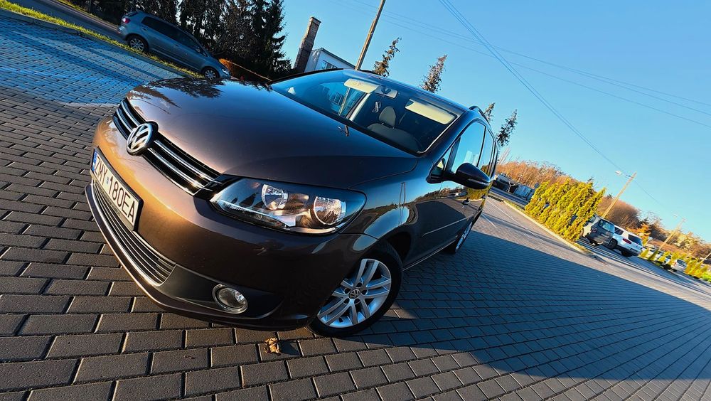Volkswagen Touran Volkswagen Touran 1.6 TDI 105KM Super stan 7 osobowy Zarejestrowany