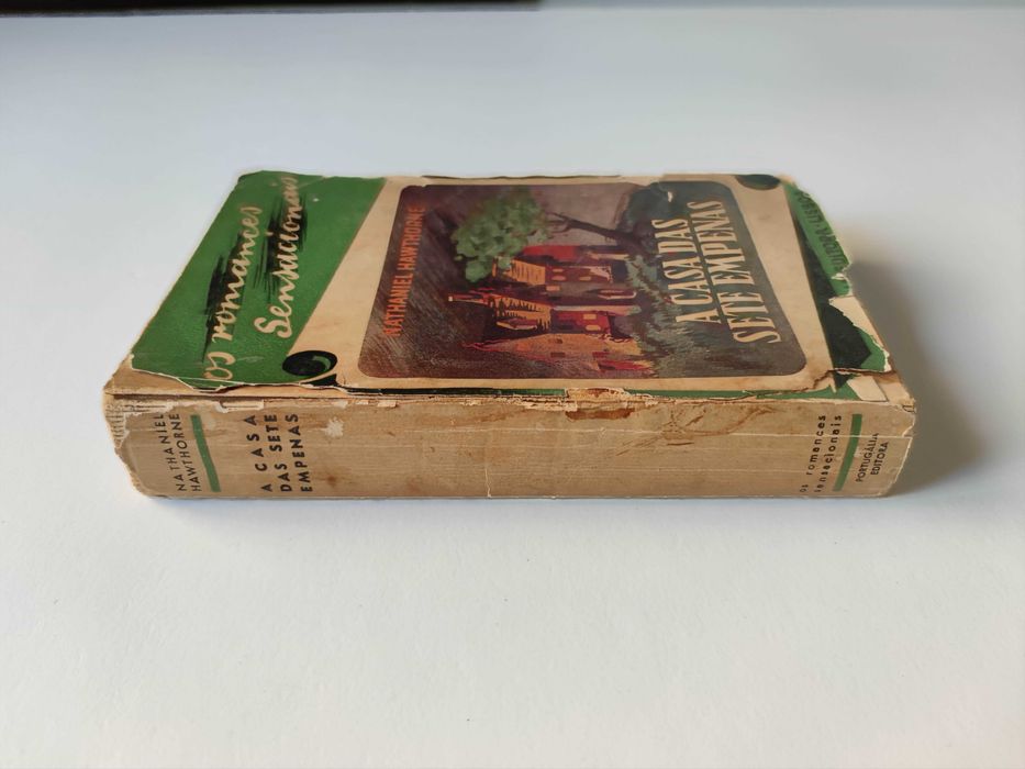 A Casa das Sete Empenas, Nathaniel Hawthorne. Portugália Editora 1948?