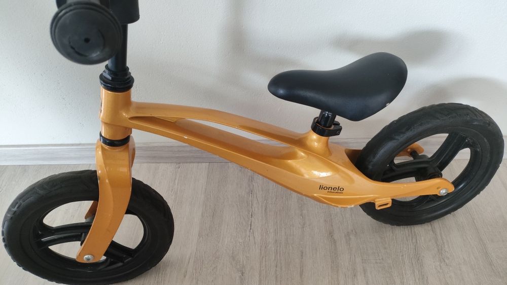 Rowerek biegowy Lionelo Bart +kask  Bobike