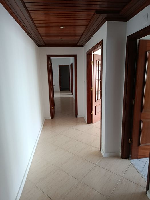 Quarto  Cavaleira MemMartins | Aceitamos crianças | Despesas incluídas