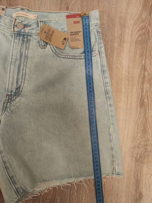 Шорти levis 29 р.