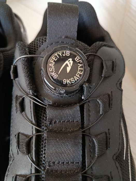 Buty damskie na grubej podeszwie 39