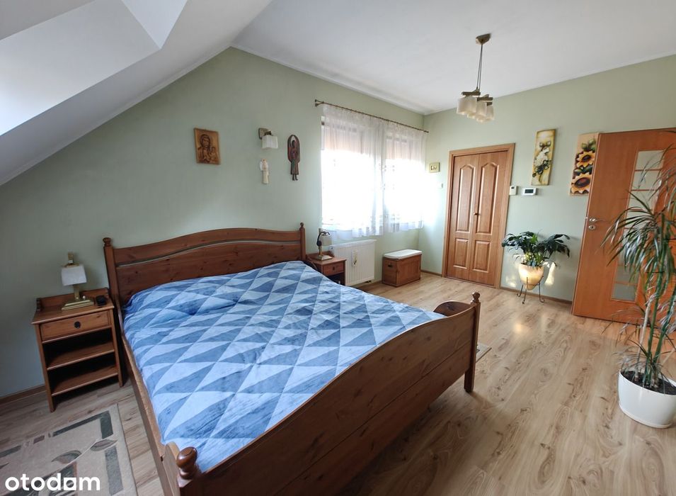 Znakomicie utrzymany dom wolnostojący ● 4 pokoje ● Spokojna okolica