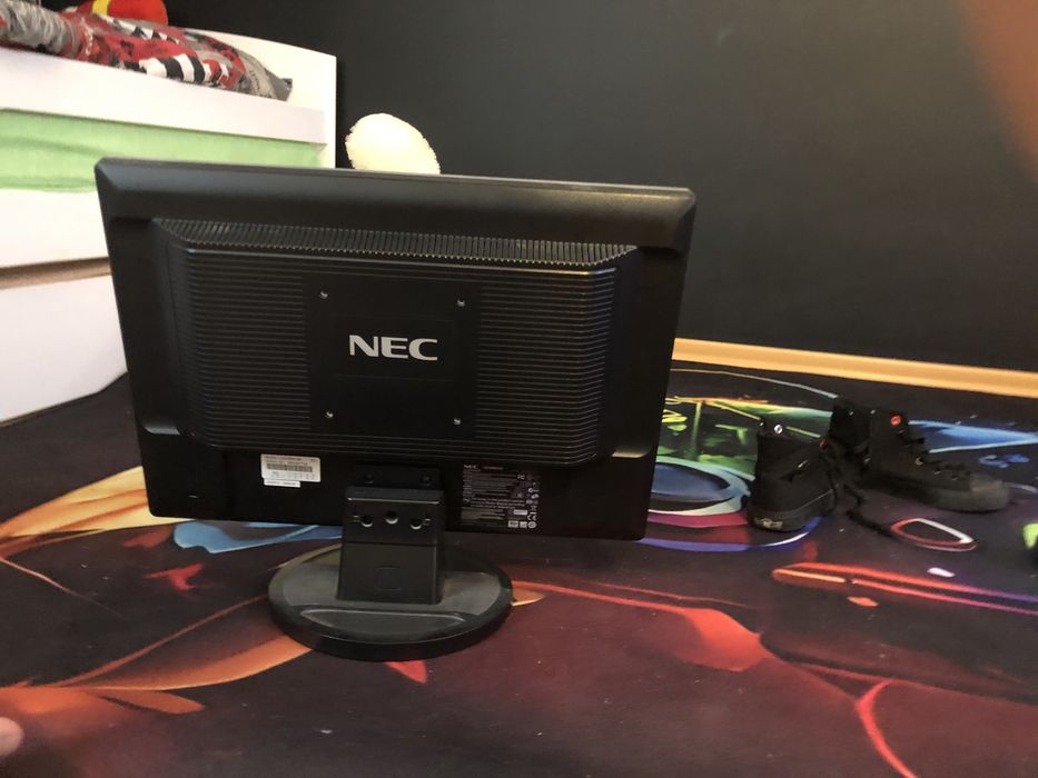Monitor NEC stan bardzo dobry