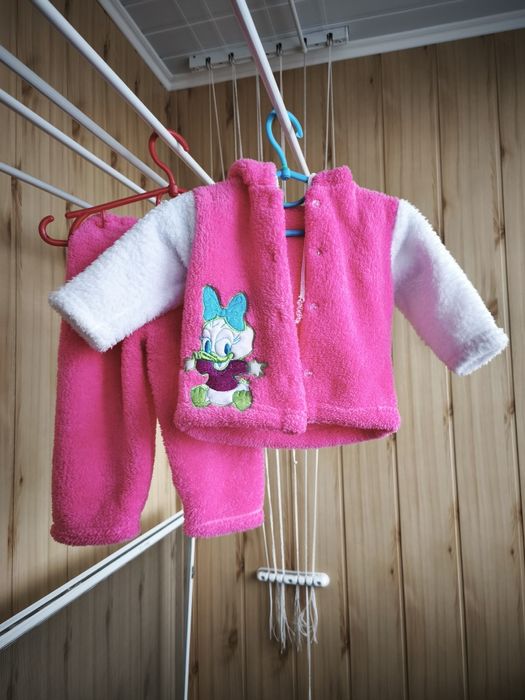 Теплий костюмчик на дівчинку