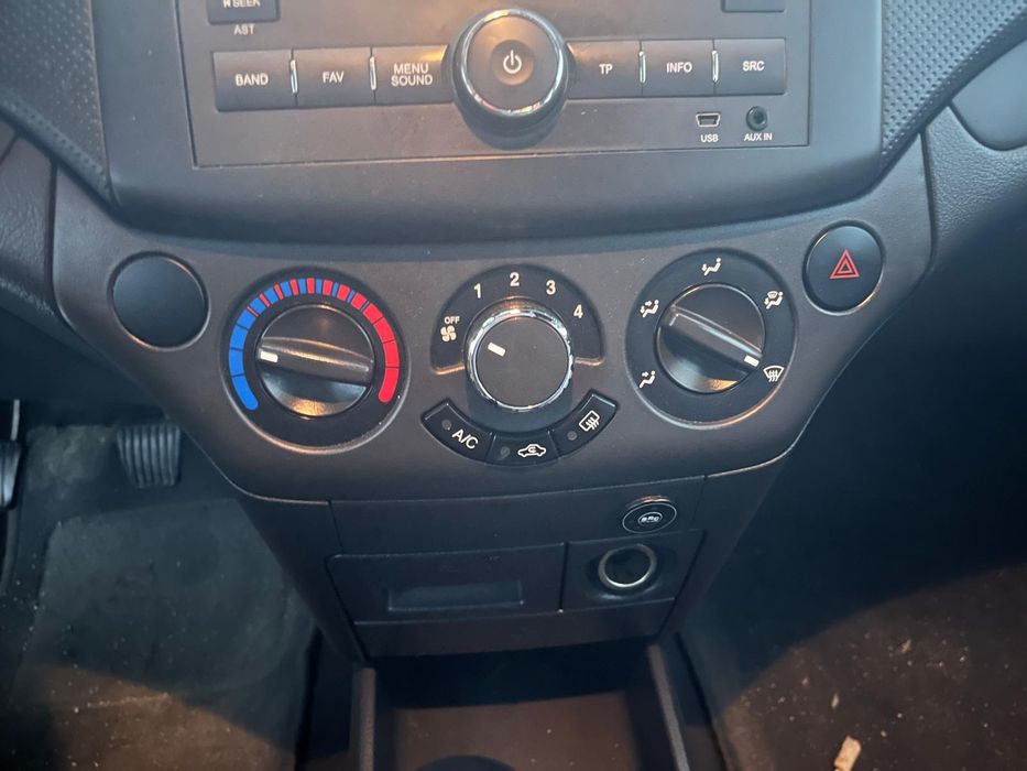 Painel controlo ventilação Chevrolet Aveo (NOVO)