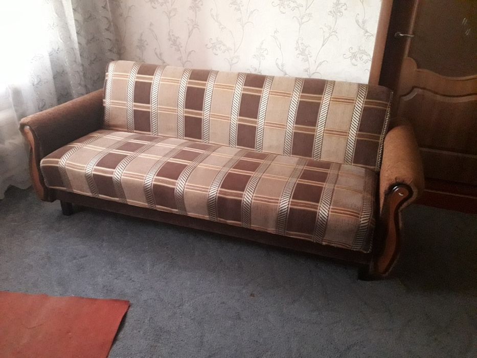 Перетяжка и реставрация мягкой мебели