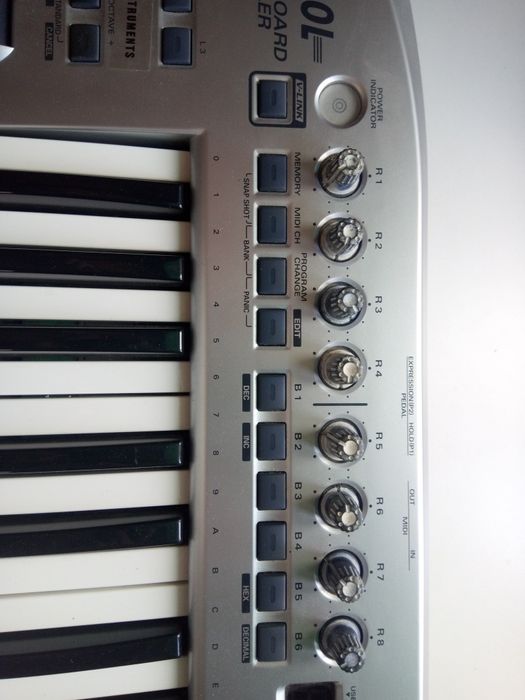 Teclado eletrônico Roland EDIROL PCR-30