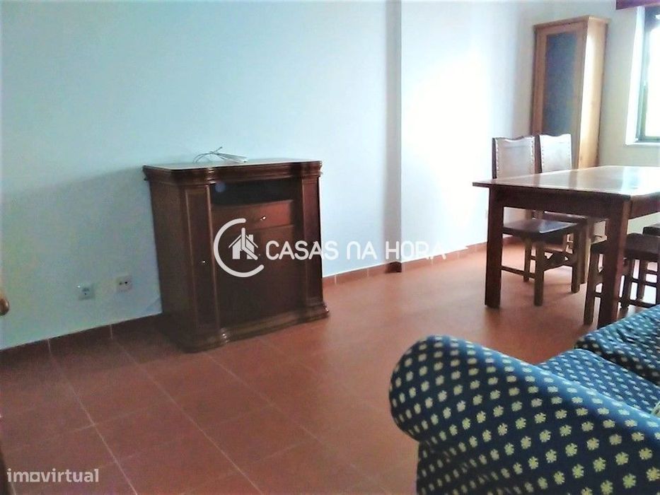 Setúbal, Amoreiras T2 equipado.