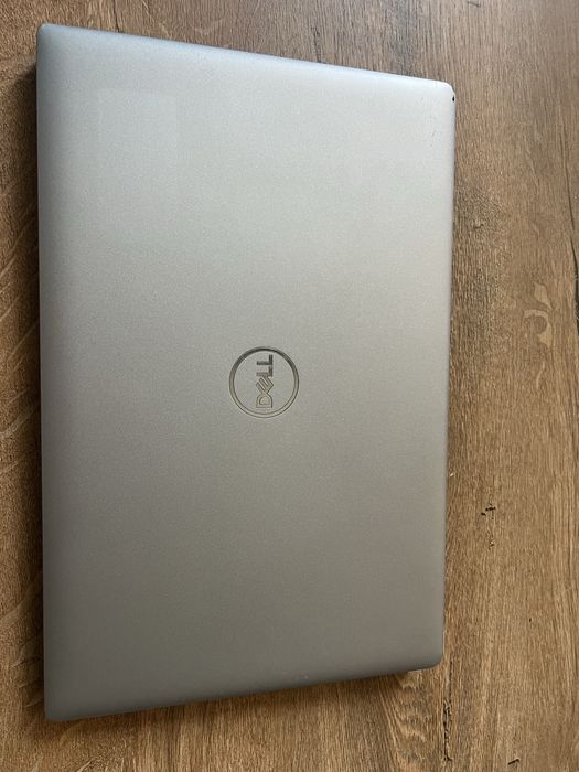 Dell 5520 i7 1165G7 8/256 1920x1080 ips