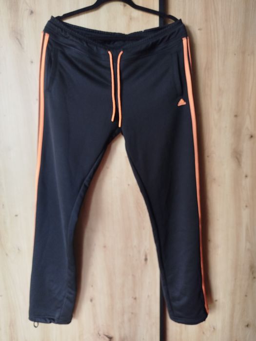 Spodnie dresowe damskie adidas czarne 44/46