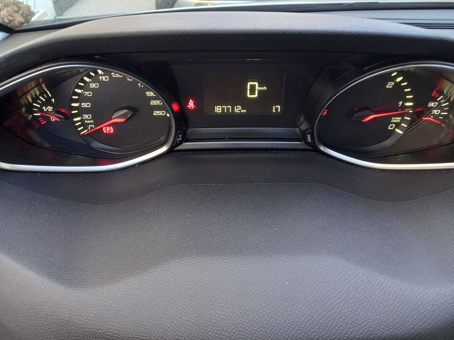 Peugeot 308 1.6 BlueHDI Allure