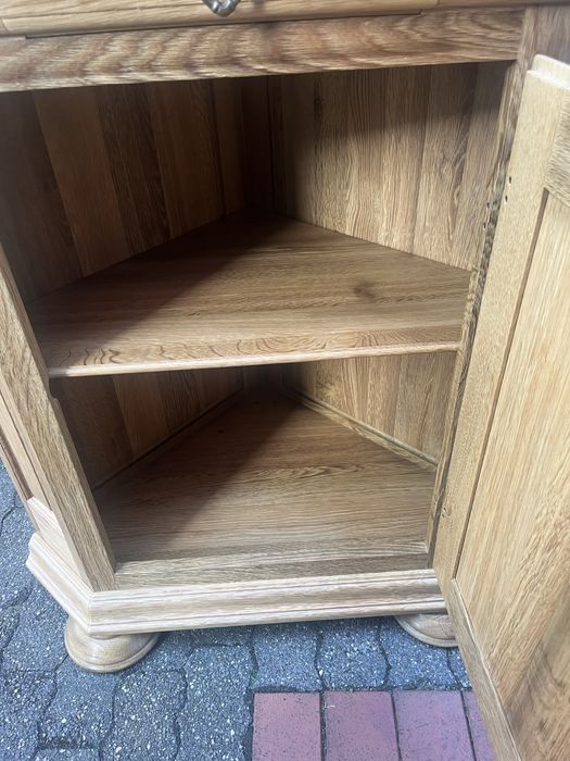 Witryna dębowa narożna