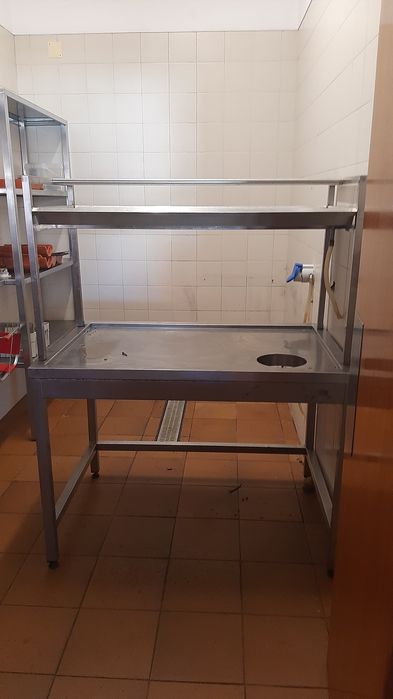 Bancada em inox para por loiça