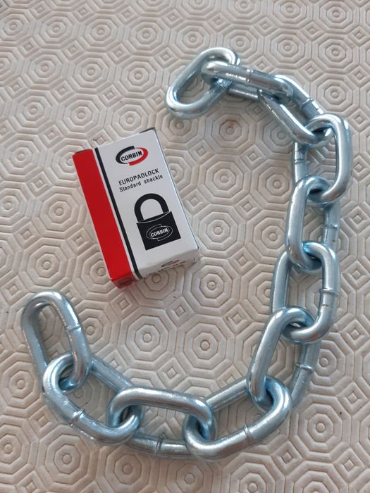 2 cadeados com correntes, novos