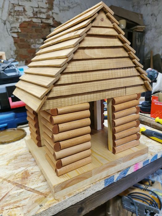 Karmniki dla ptaków