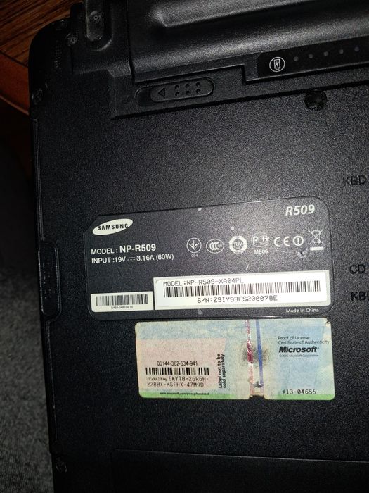 Laptop Samsung NP-R509