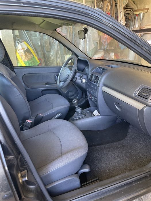 Renault Clio 2004 - Gasoleo — photo 4