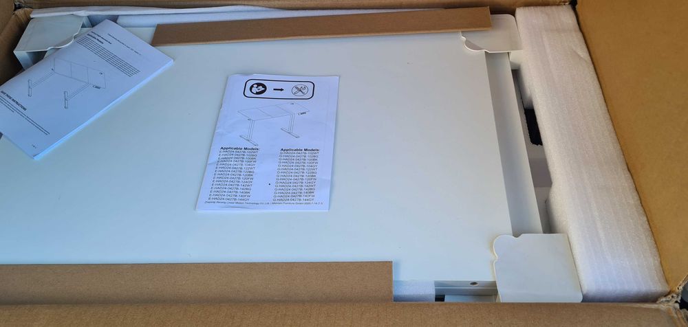 Secretária/mesa de escritório com ajuste de altura elétrico