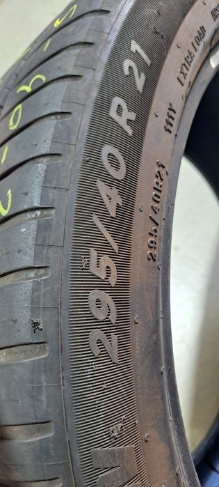 Pneus 295/40/21 michelin