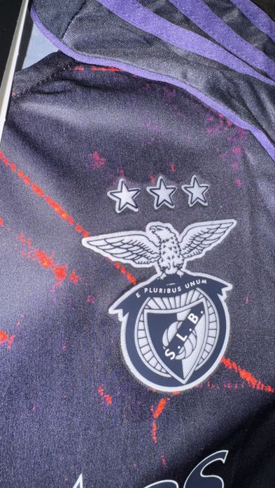 Camisola Benfica x Vhils 2026