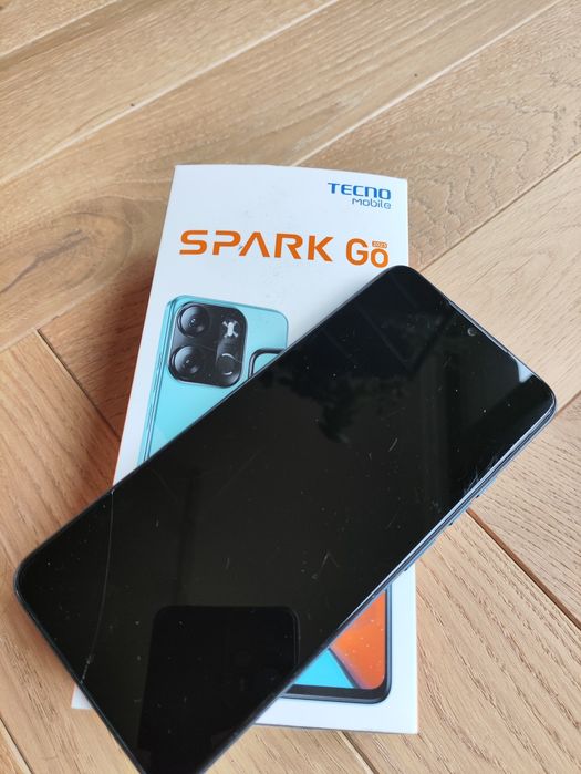 Telefon smartfon Spark go 2023 używany