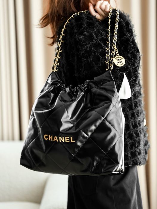 Torebka Chanel S22 black leather