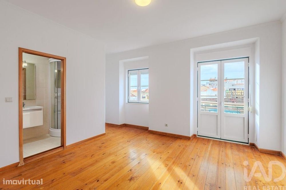 Apartamento T3 em Arroios de 111 m2