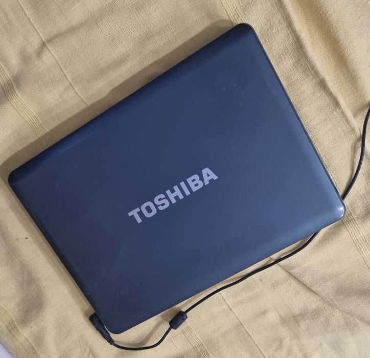 Toshiba Computador para Peças modelo nas fotos