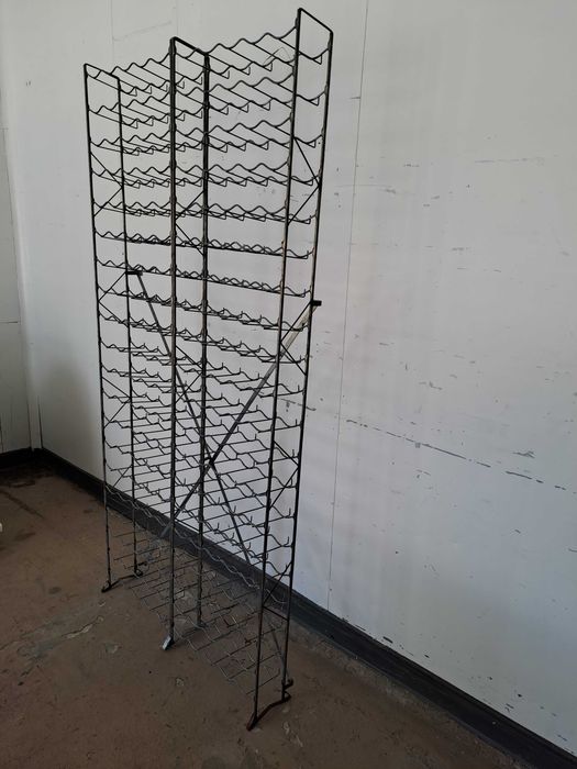 Garrafeira para 200 garrafas
