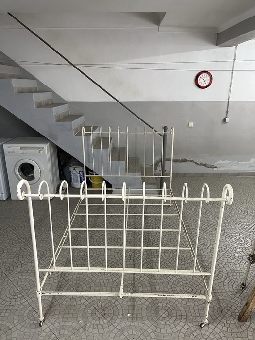 Camas de ferro antigas