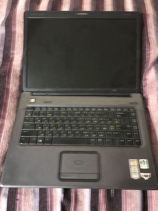 Ноутбук HP Compaq Presario F700 на запчастини