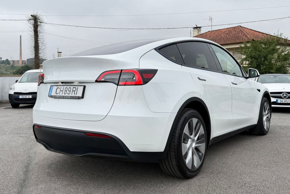 Tesla Model Y Long Range Tração Integral