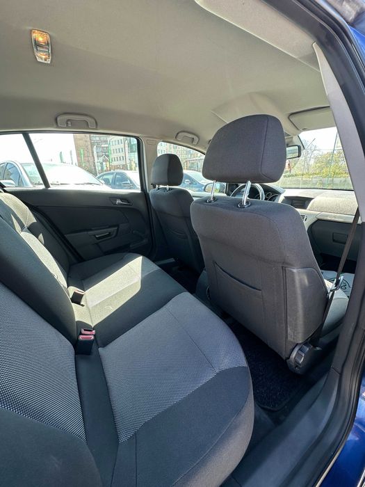 Продам Opel Astra 2008 рік можлива розстрочка,кредит,обмін!