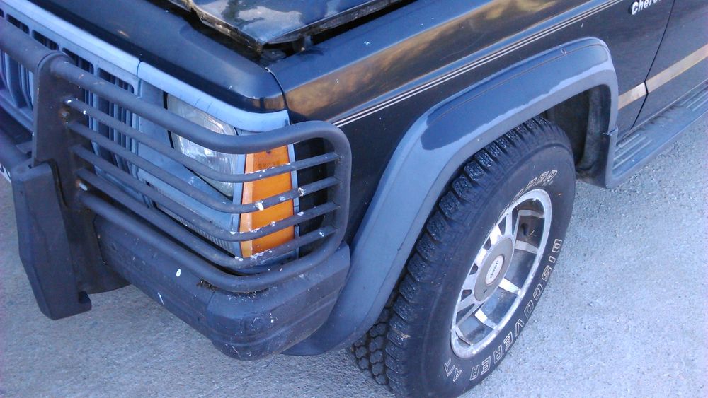 Jeep cherokee xj 2.1 Td peças Fafe • OLX Portugal