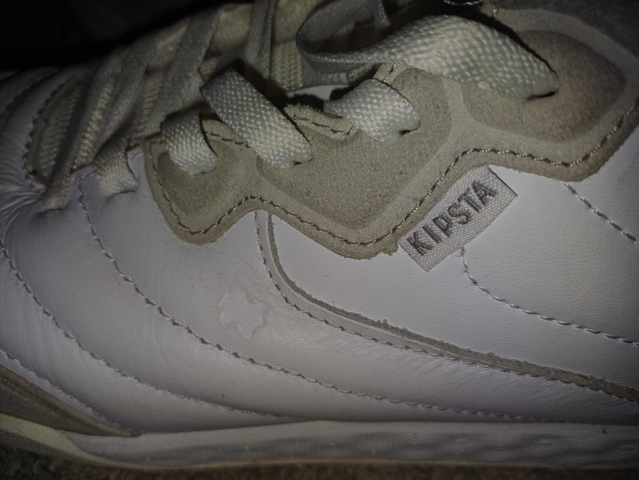 Sapatilhas futsal ESKUDO - KIPSTA em couro