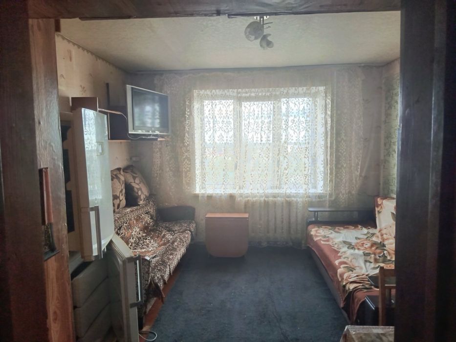 Продам кімнату в гуртожитку  Пр Миру