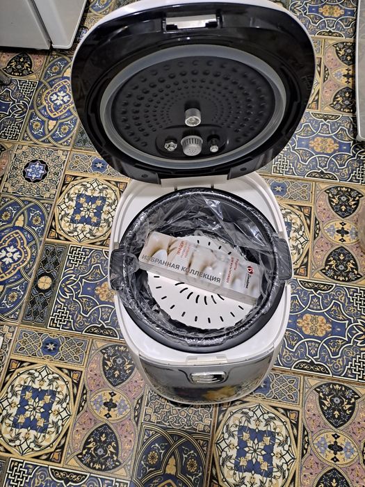 Продам мультиварку новую.