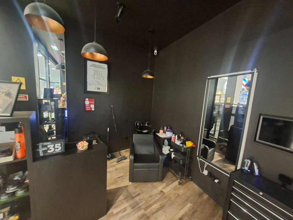 Trespasse de Barbearia em Lordelo - Guimarães
