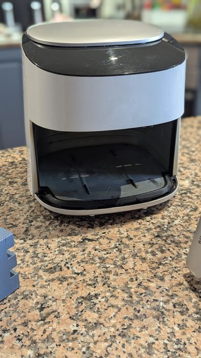 Fritadeira Airfryer sem óleo SOGO.