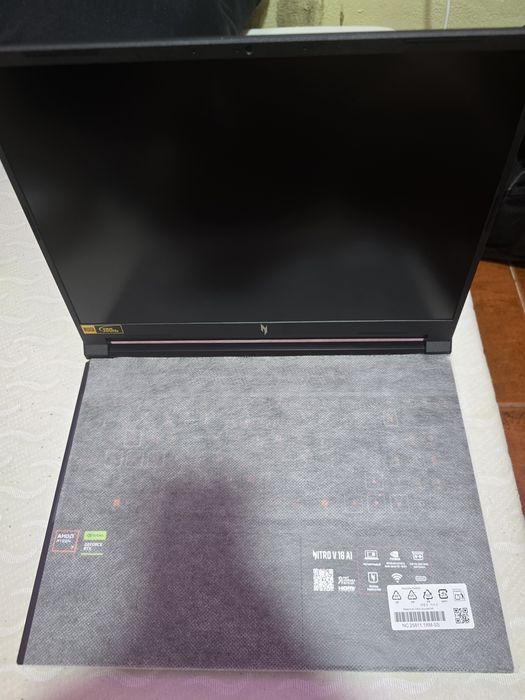 Acer Nitro ANV16-42-R0UV